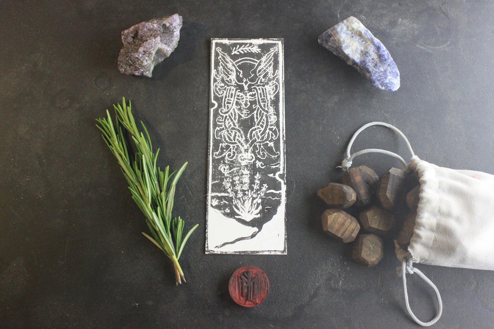 Marque-page Eir - collection Divinités - ScarletWolf