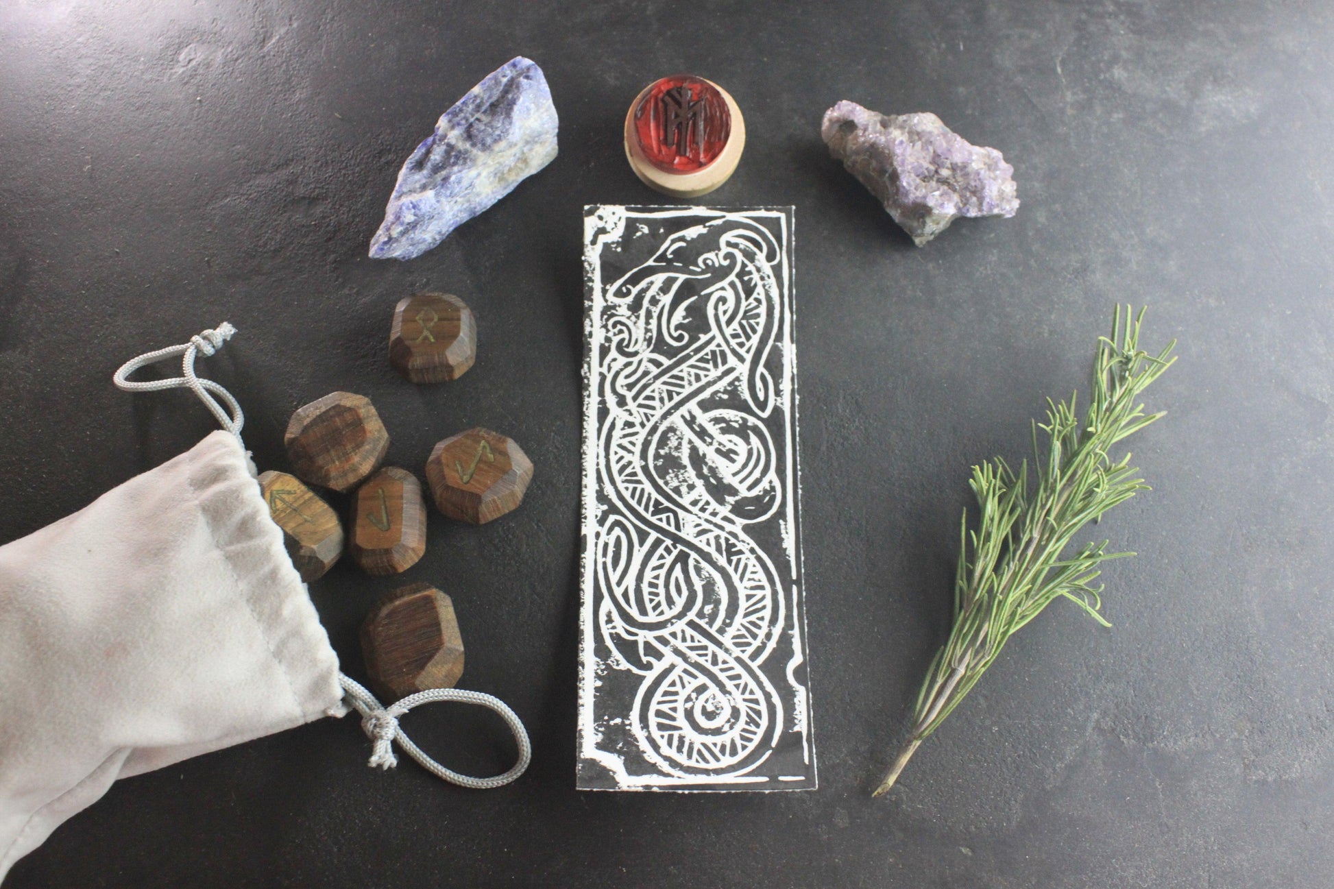 Jörmungandr, le serpent du monde - ScarletWolf