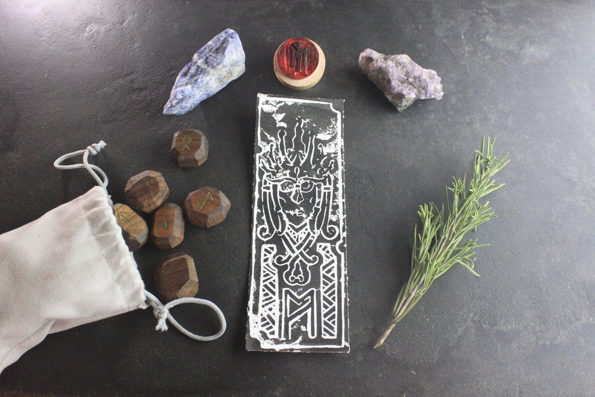 Hel, souveraine des morts - ScarletWolf